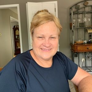 Meet your Posher, Linda